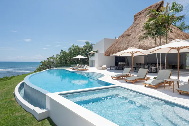 Casa Akai, La Punta Estates