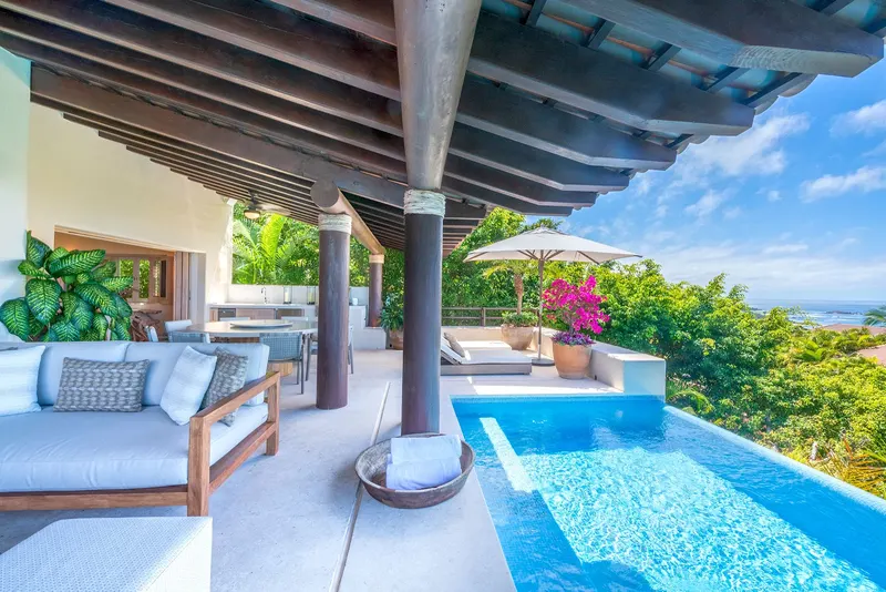 Four Seasons Villas